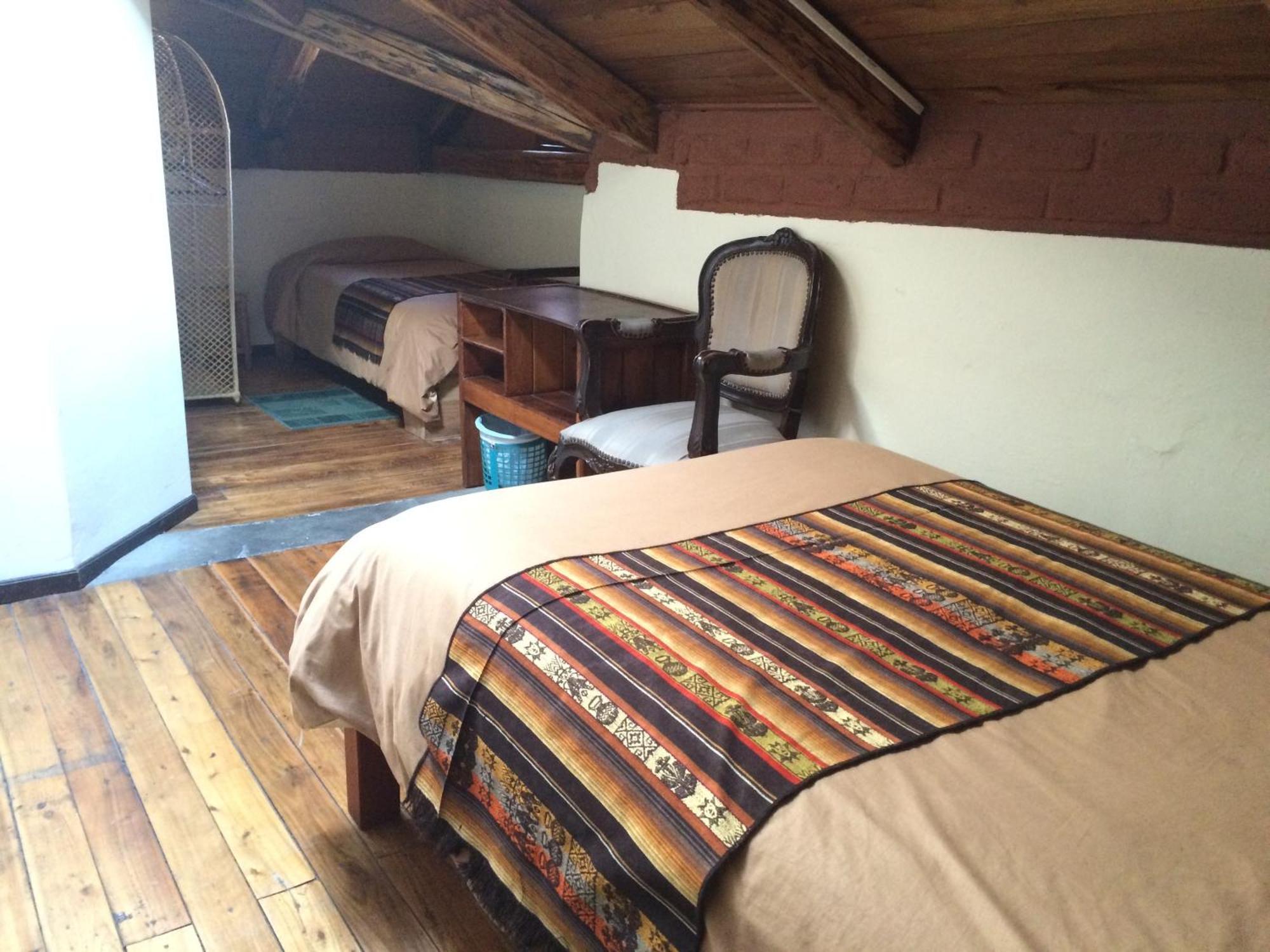 Arupo Bed And Breakfast Quito Oda fotoğraf