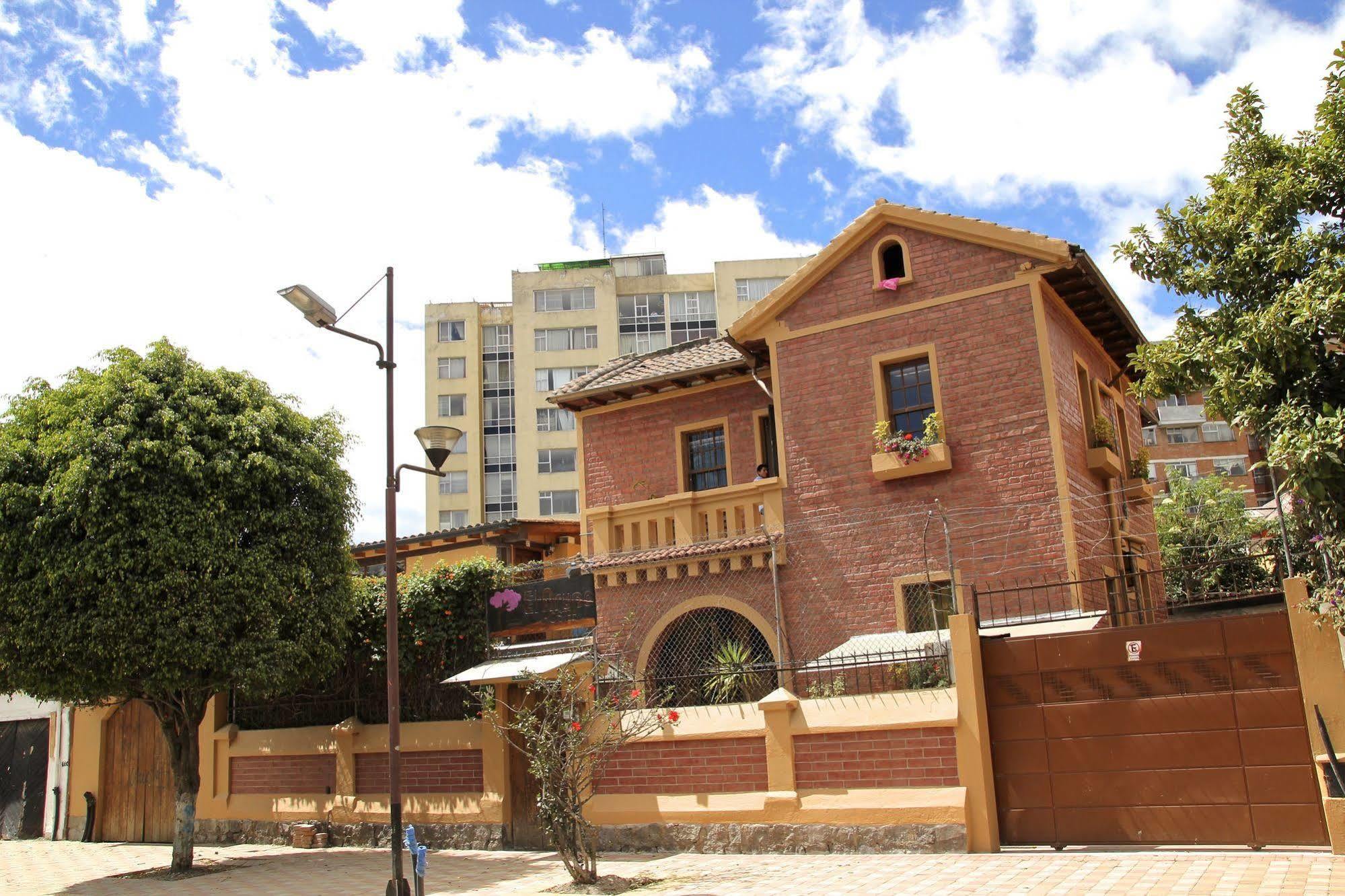 Arupo Bed And Breakfast Quito Dış mekan fotoğraf